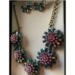 K & M DESIGNS JEWELRY‎ ACCESSORY SET, NECKLACE